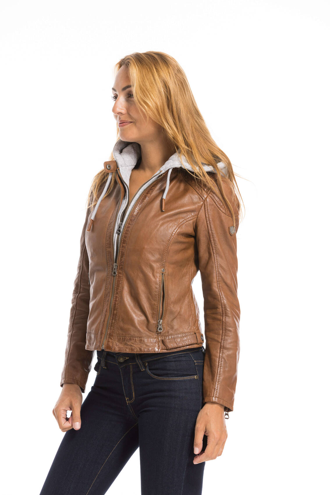 CG-23-FEMME-14566-COGNAC-21977