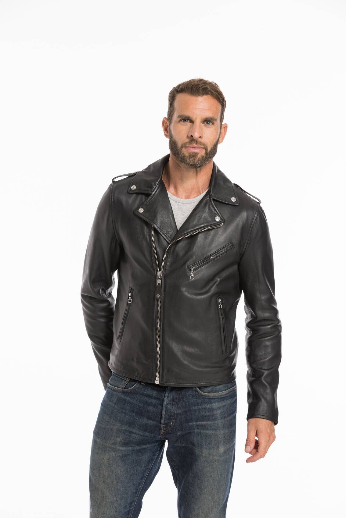 CG-23-HOMME-1140-NOIR-24492