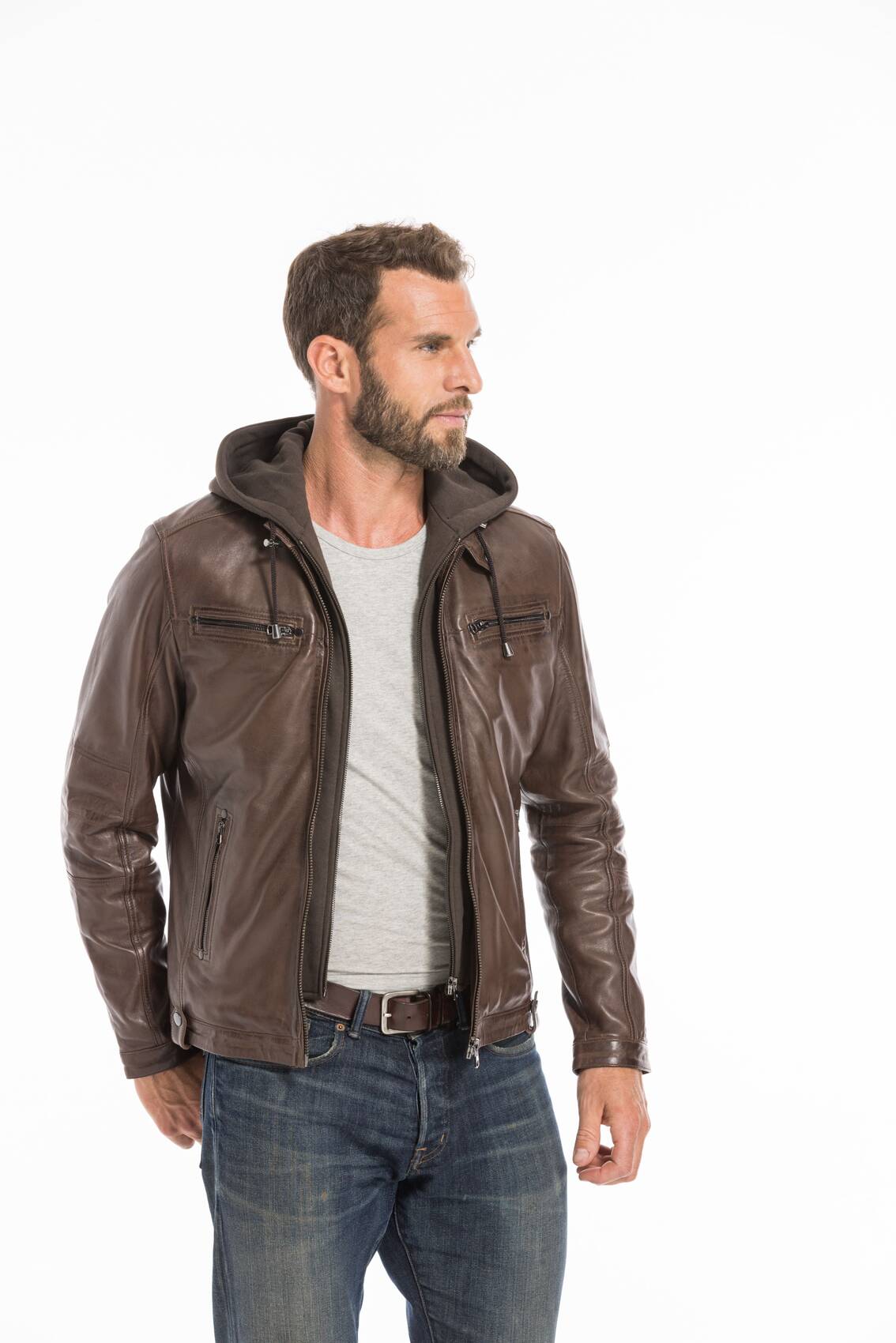 CG-23-HOMME-MARIO-MARRON-25599