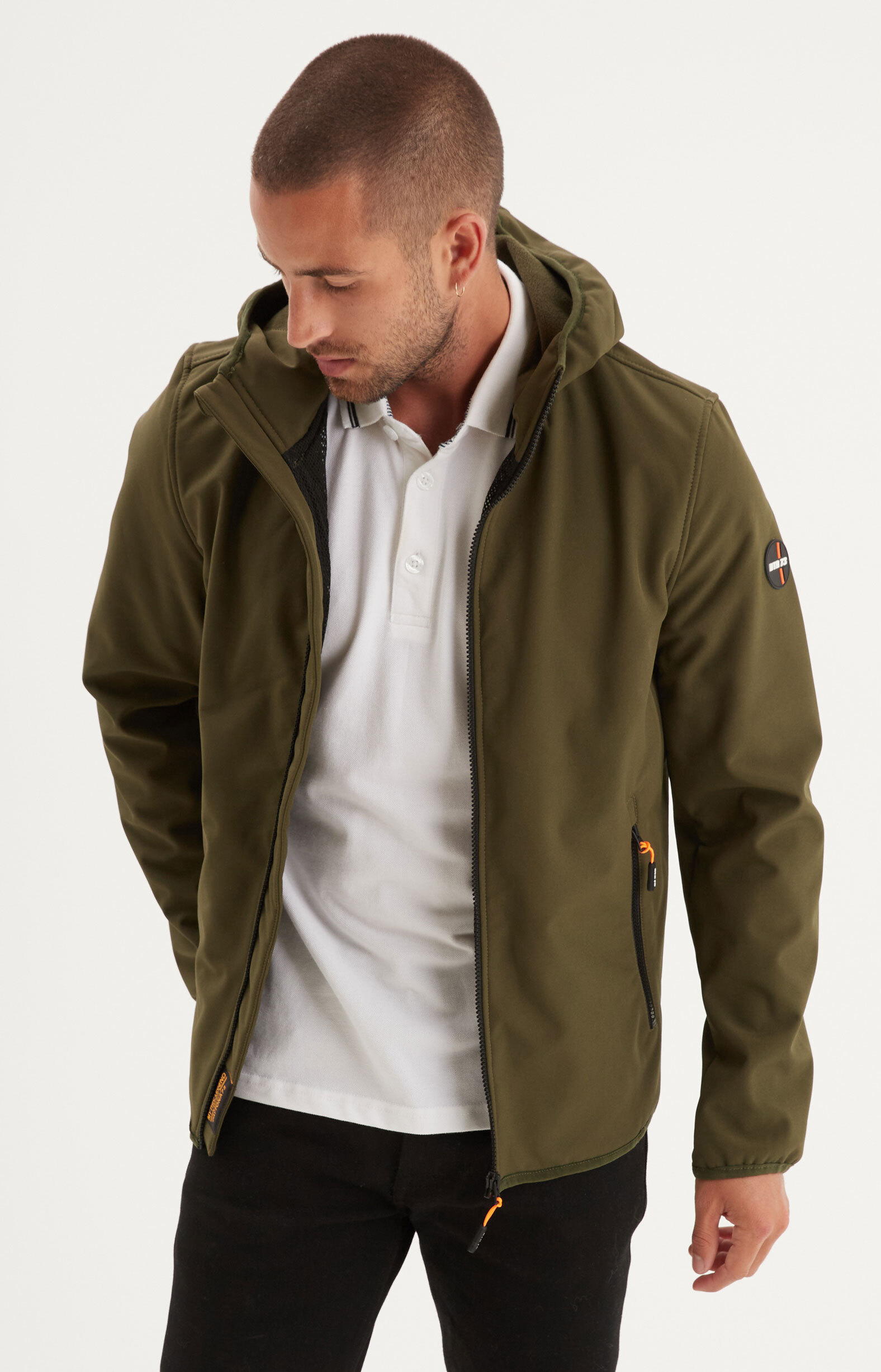 Douglas-khaki-(2)